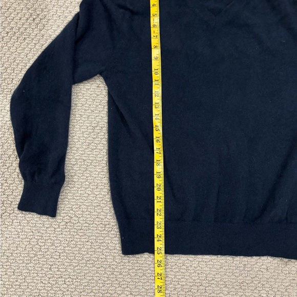 Lands' End Men's Deep Blue Cashmere Sweater - Picture 4 of 7